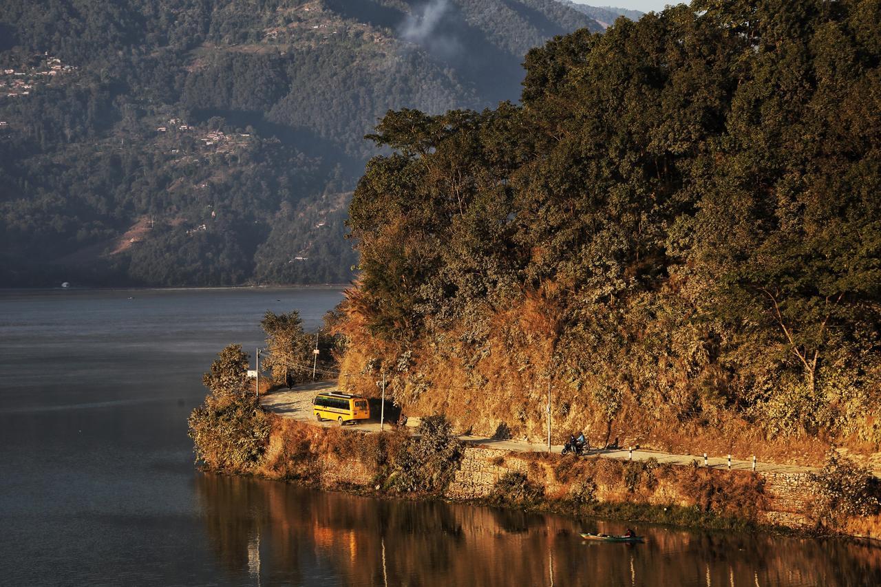 Hotel Granate Rouge Pokhara Buitenkant foto