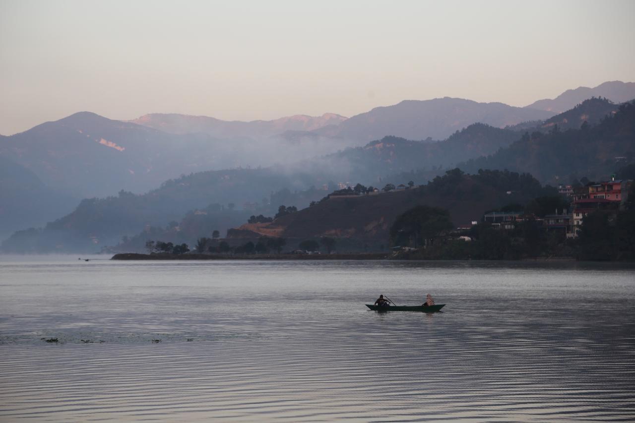 Hotel Granate Rouge Pokhara Buitenkant foto